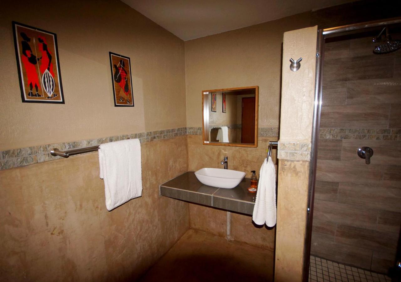 Tau @ Kruger Villa Marloth Park Exterior photo
